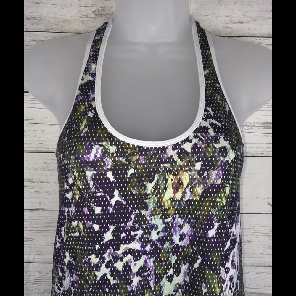 Lululemon Cool Racerback CRB Top Sz 2US floral